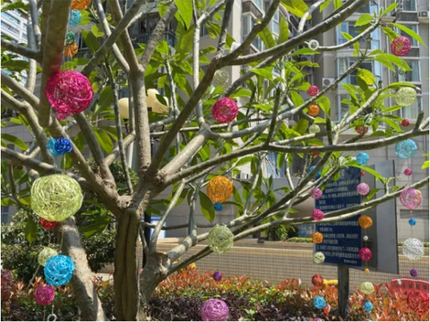Hanging Wire Ball Lights