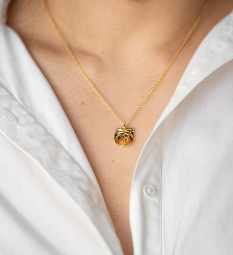 Monstera Deliciosa Necklace