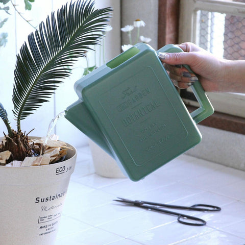 Ultra Slim Compact Indoor Plant Watering Can (1.5L)